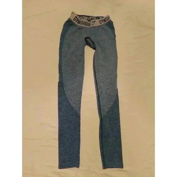 Gymshark Women's Leggings XS Blue Nylon with Polyester Cropped - Picture 1 of 6